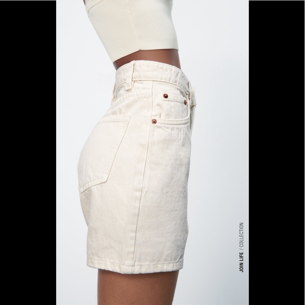 Zara Denim “Bermuda” Shorts Size 8; Color: Ecru